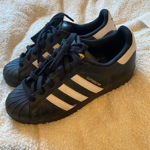 Adidas Superstars - youth 5, women’s 6.5